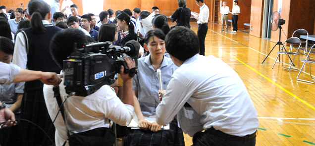 青山田高校で実施したオンライン授業が「スーパーJチャンネル」等テレビで多数紹介されました。